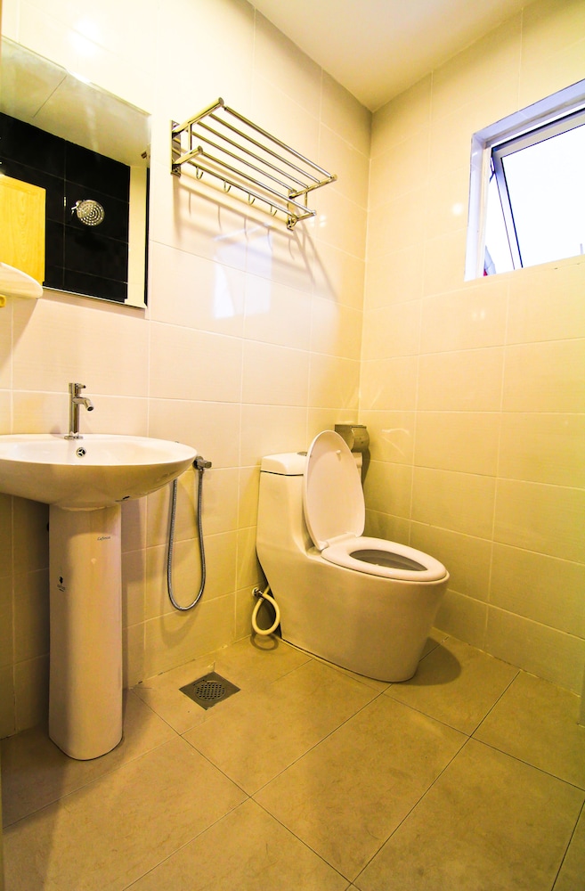 Hotel Rasah Seremban 50/50
