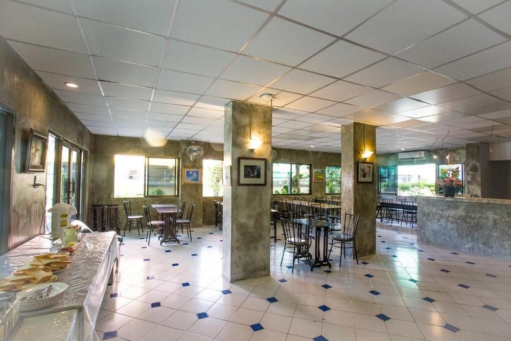 Central Place Hotel 22/30