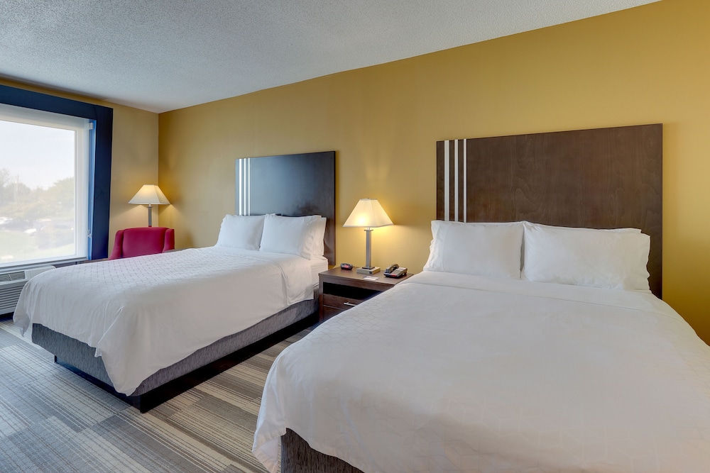 Holiday Inn Express Hotel Suites Richmond 18/67