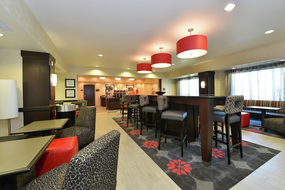 Hampton Inn Middletown OH 41/48