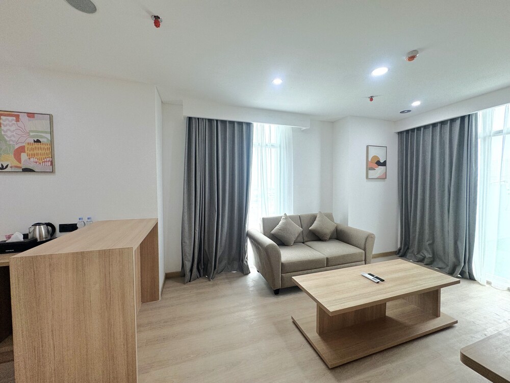 Howard Johnson By Wyndham Tangerang 45/62