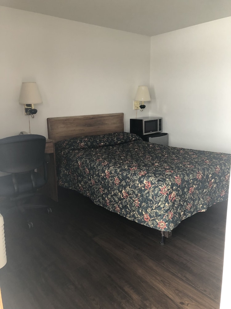 Neva Jean Motel 23/65