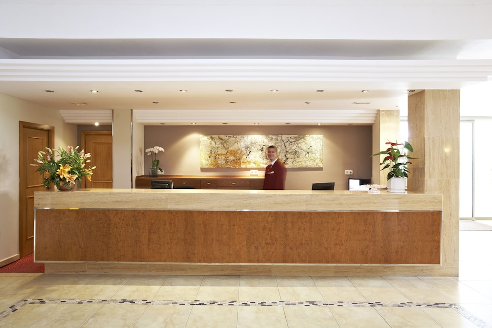 Universal Hotel Romantica 6/63
