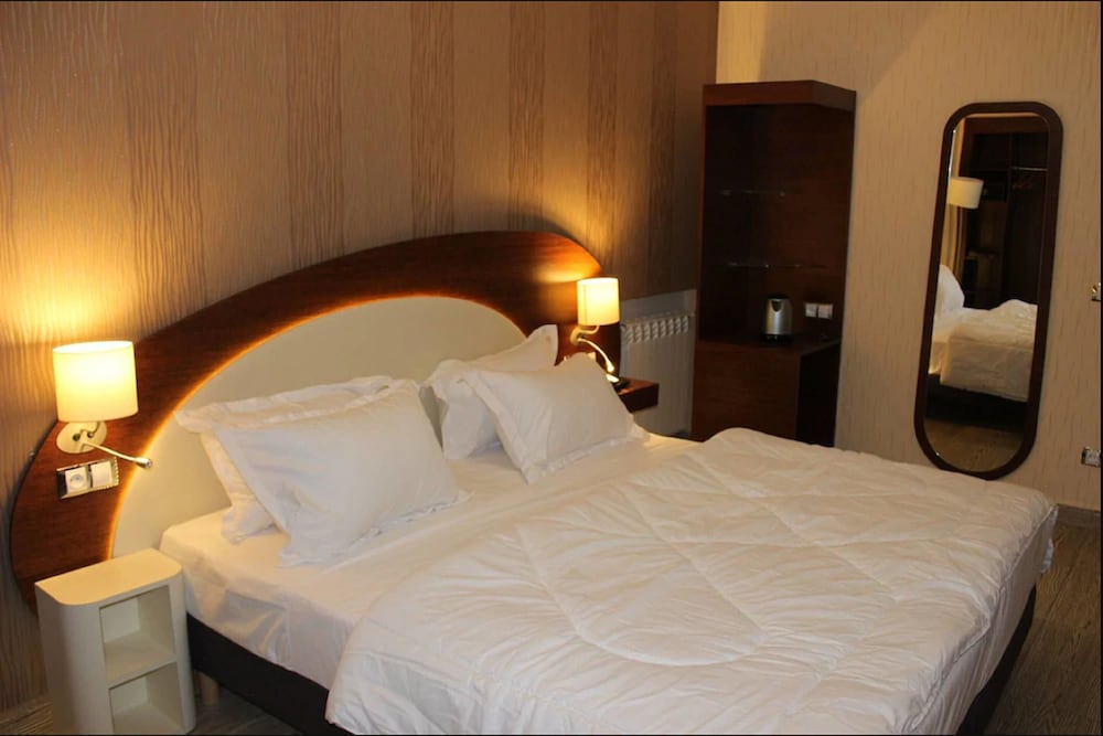 Hotel Rue D'or 27/58