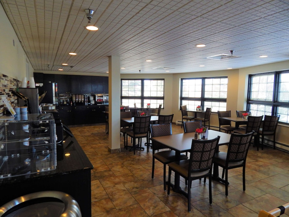 Best Western Sault Ste. Marie 33/42