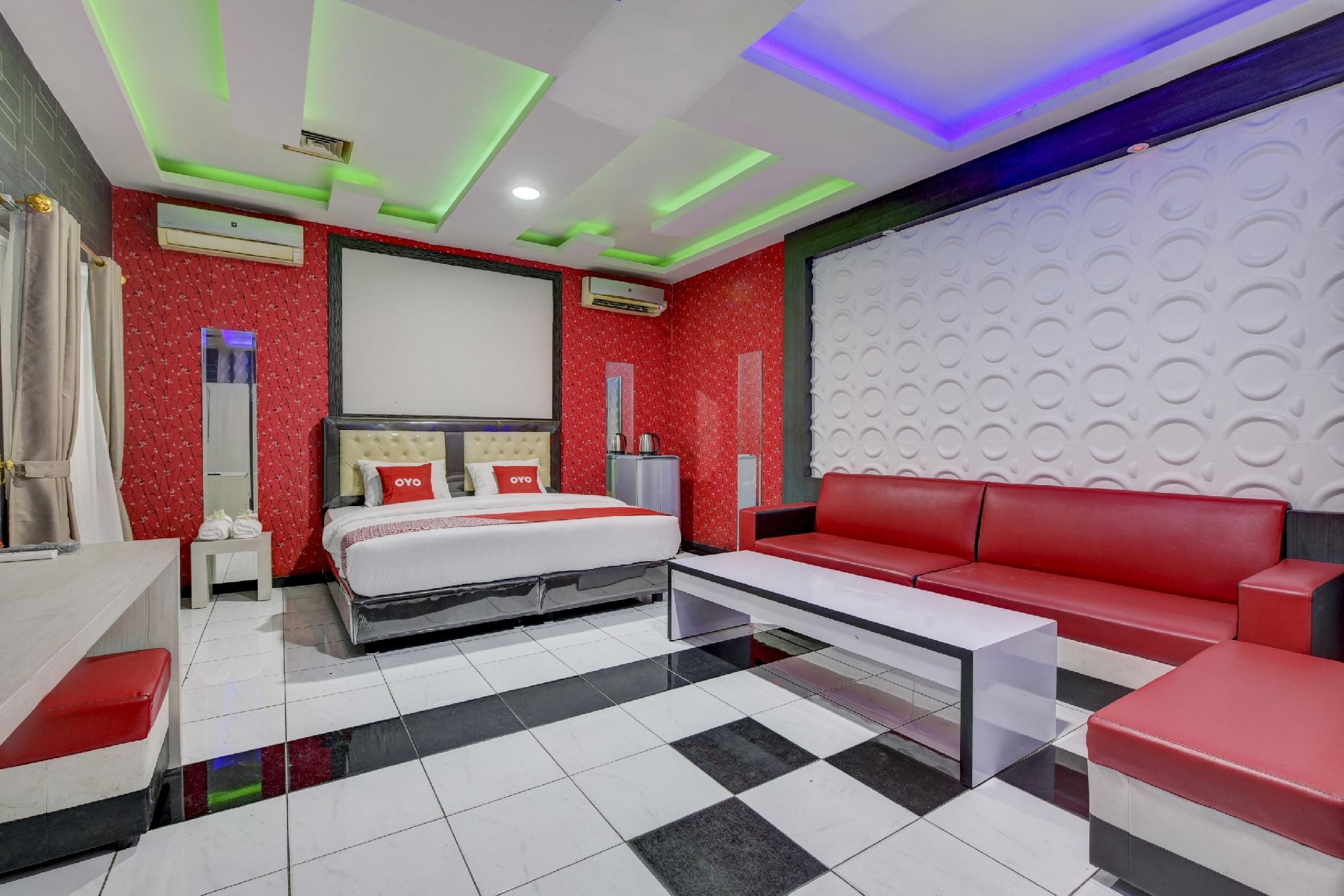 Standard, Twin Beds