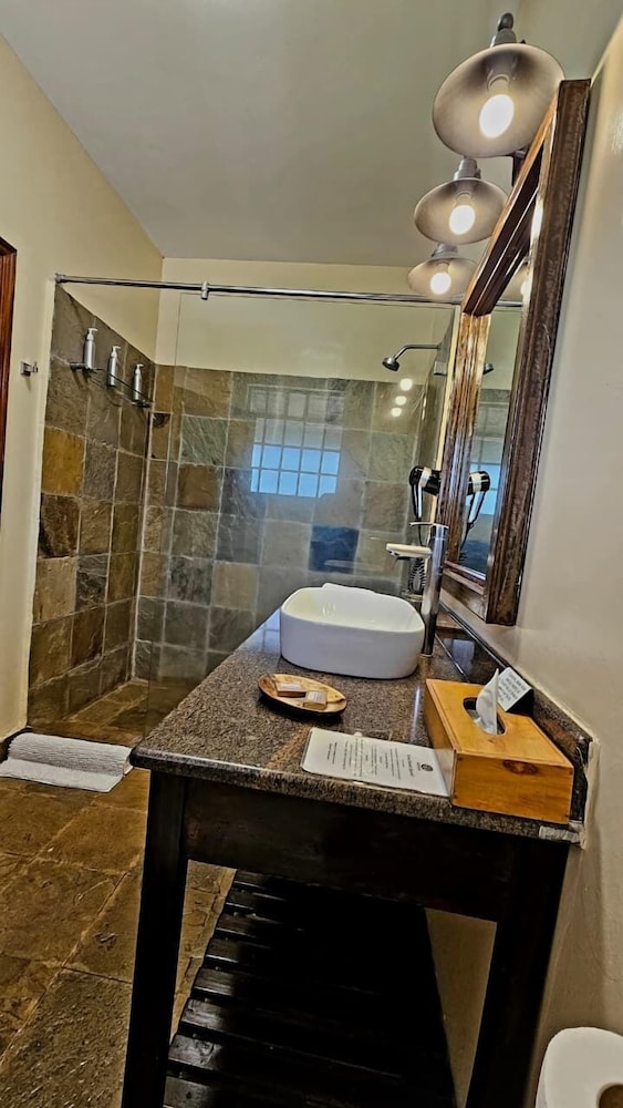 غرفة بسرير كينج، Acacia Tree Lodge 8/10