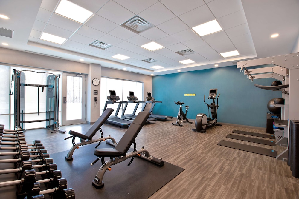 Hampton Inn Suites Ottawa West Ontario Canada 26/52
