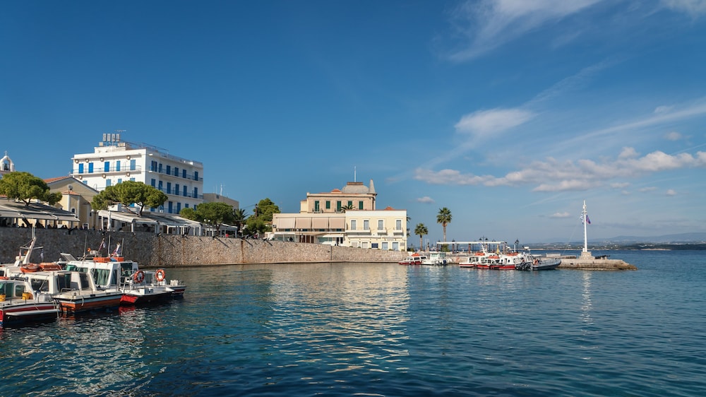 Porto Vecchio Spetses Luxury Suites 32/43