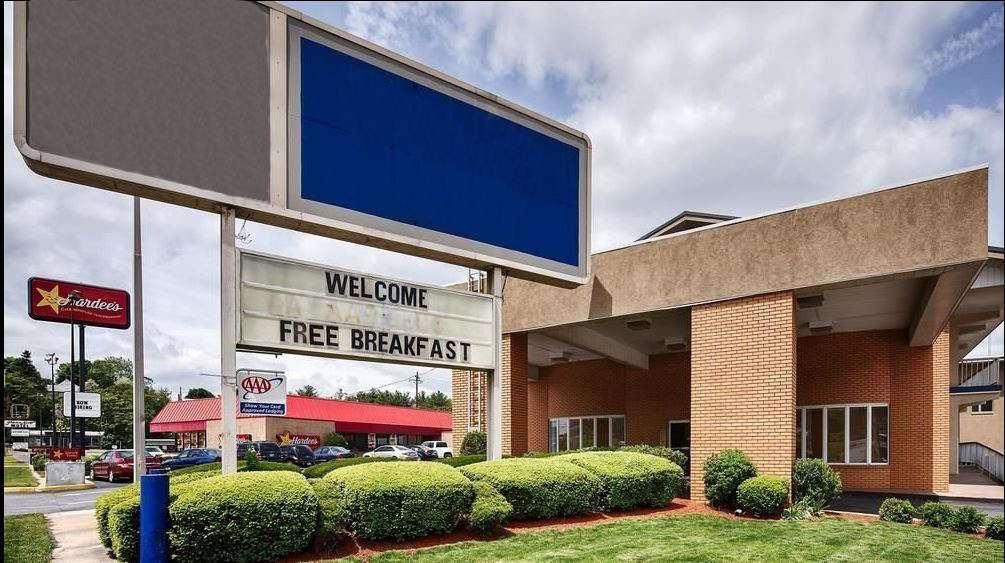 Days Inn By Wyndham Breezewood 6/34