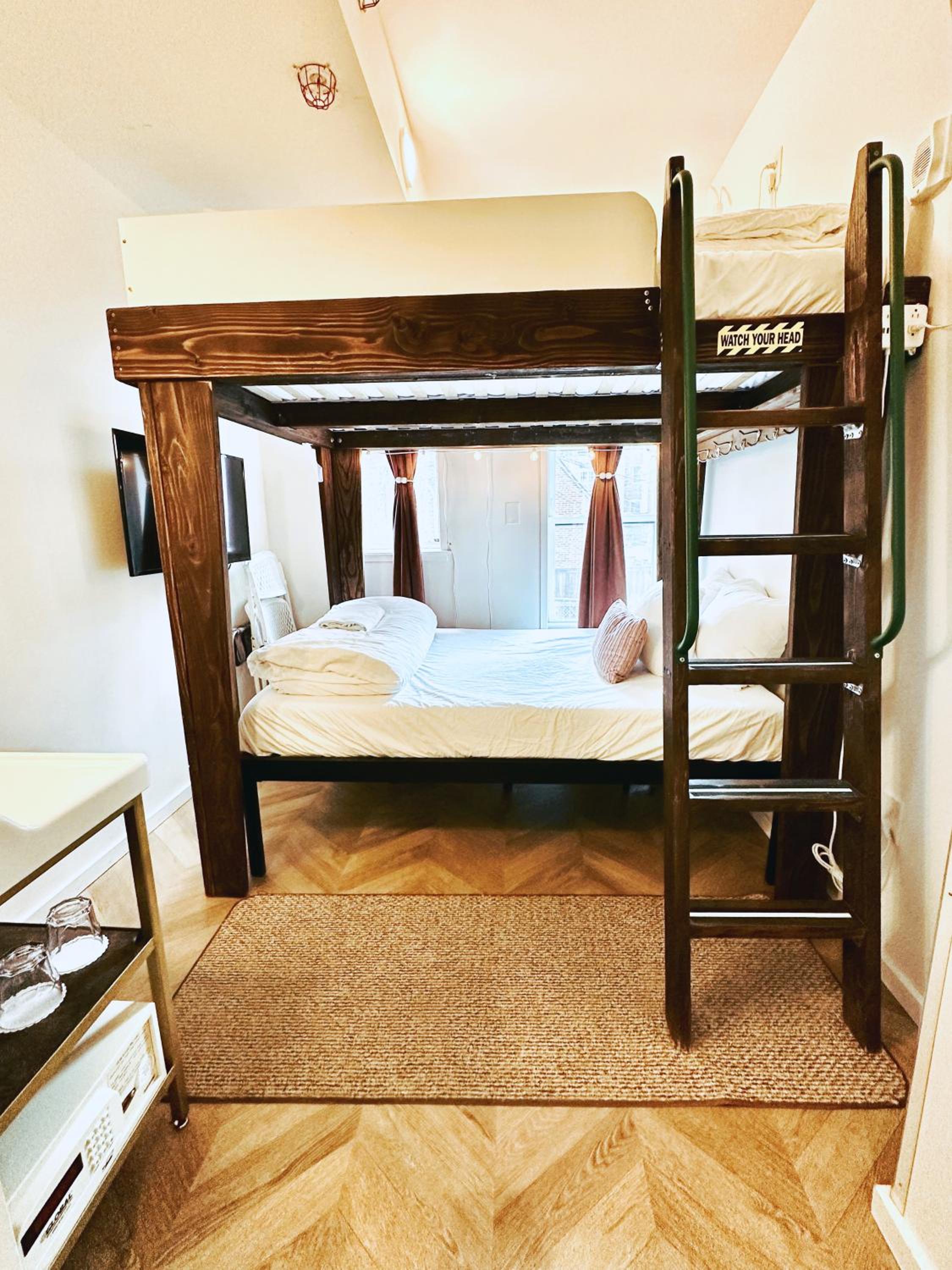 Room, Bunk Bed, Queen Bed, Lounge Level