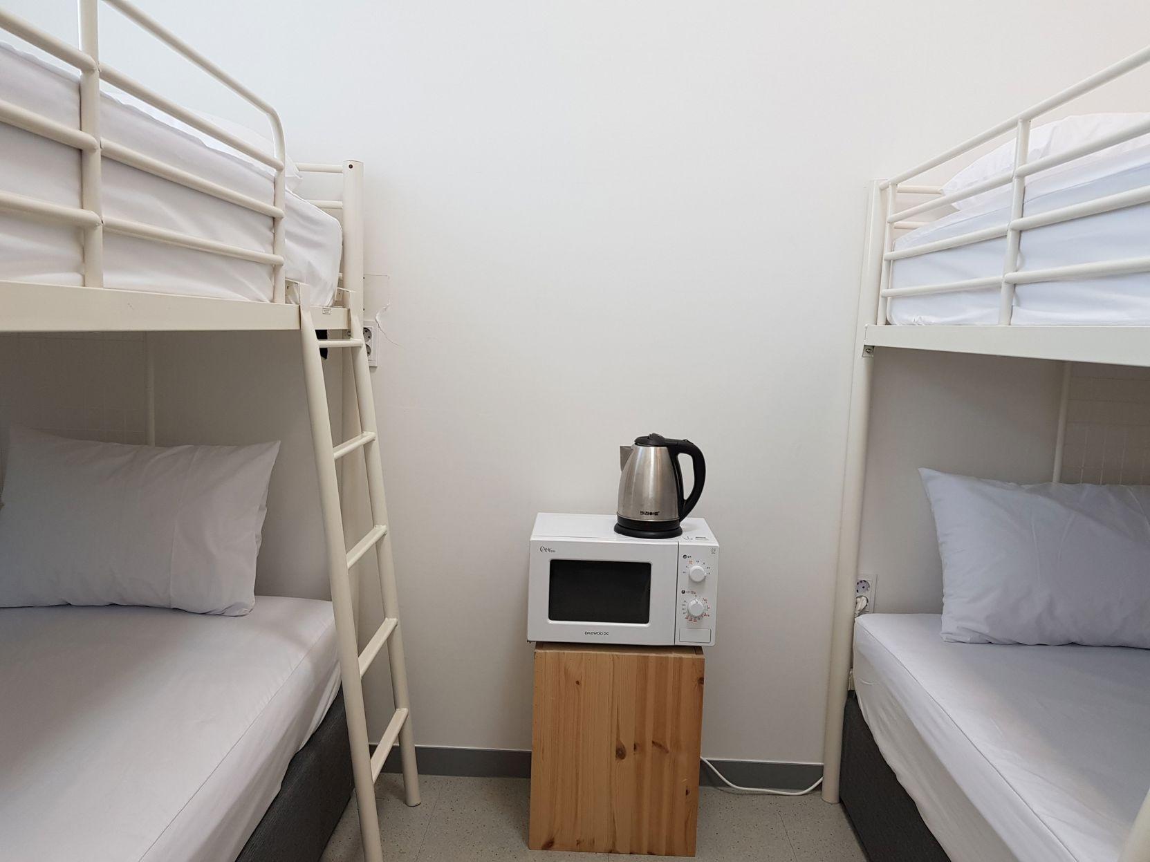 Economy, Quadruple, Multiple Beds