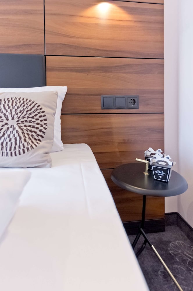 elaya hotel munich city, Trademark Collection by Wyndham 13/48