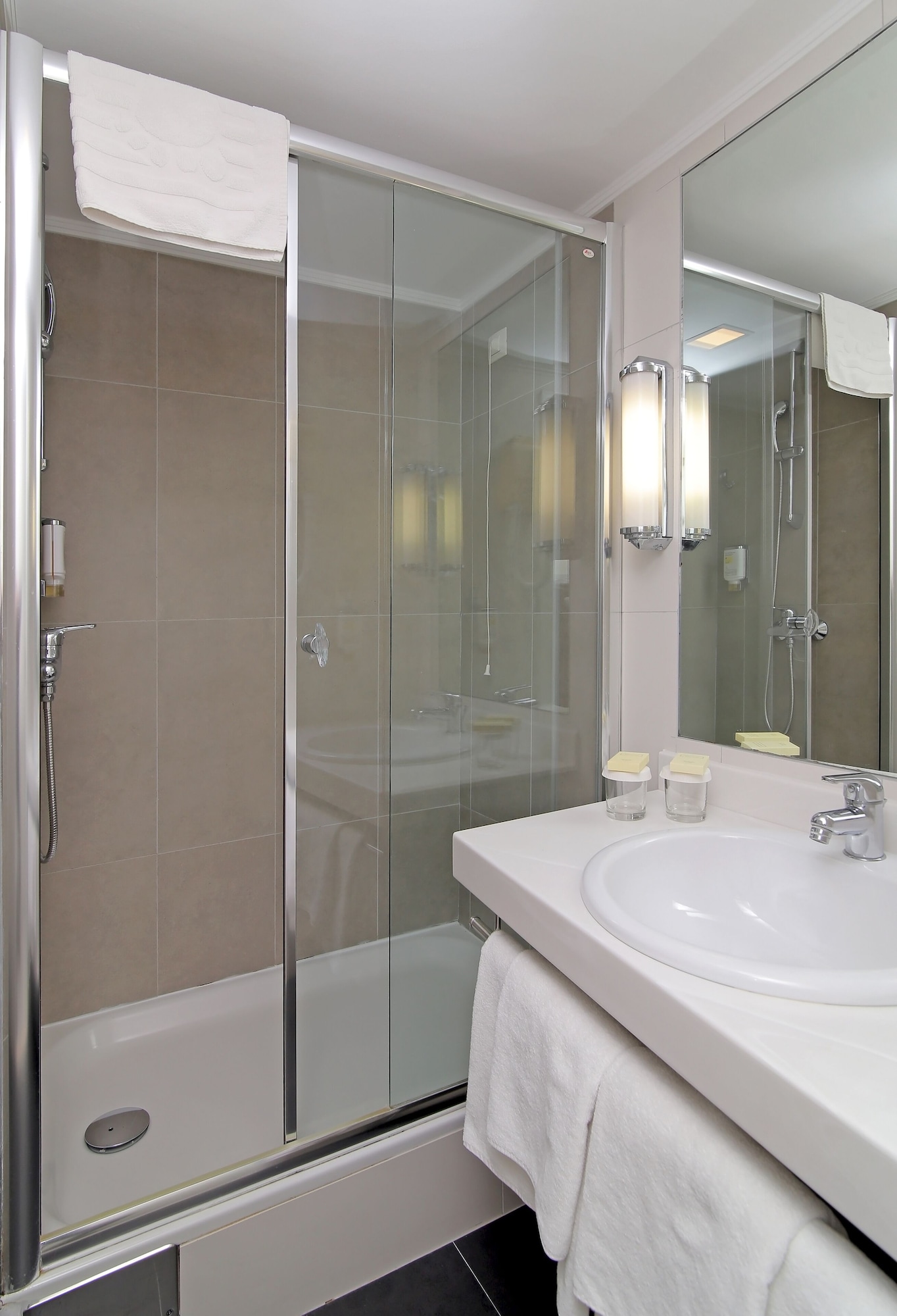Standard, Twin Beds, Lero Hotel 7/7