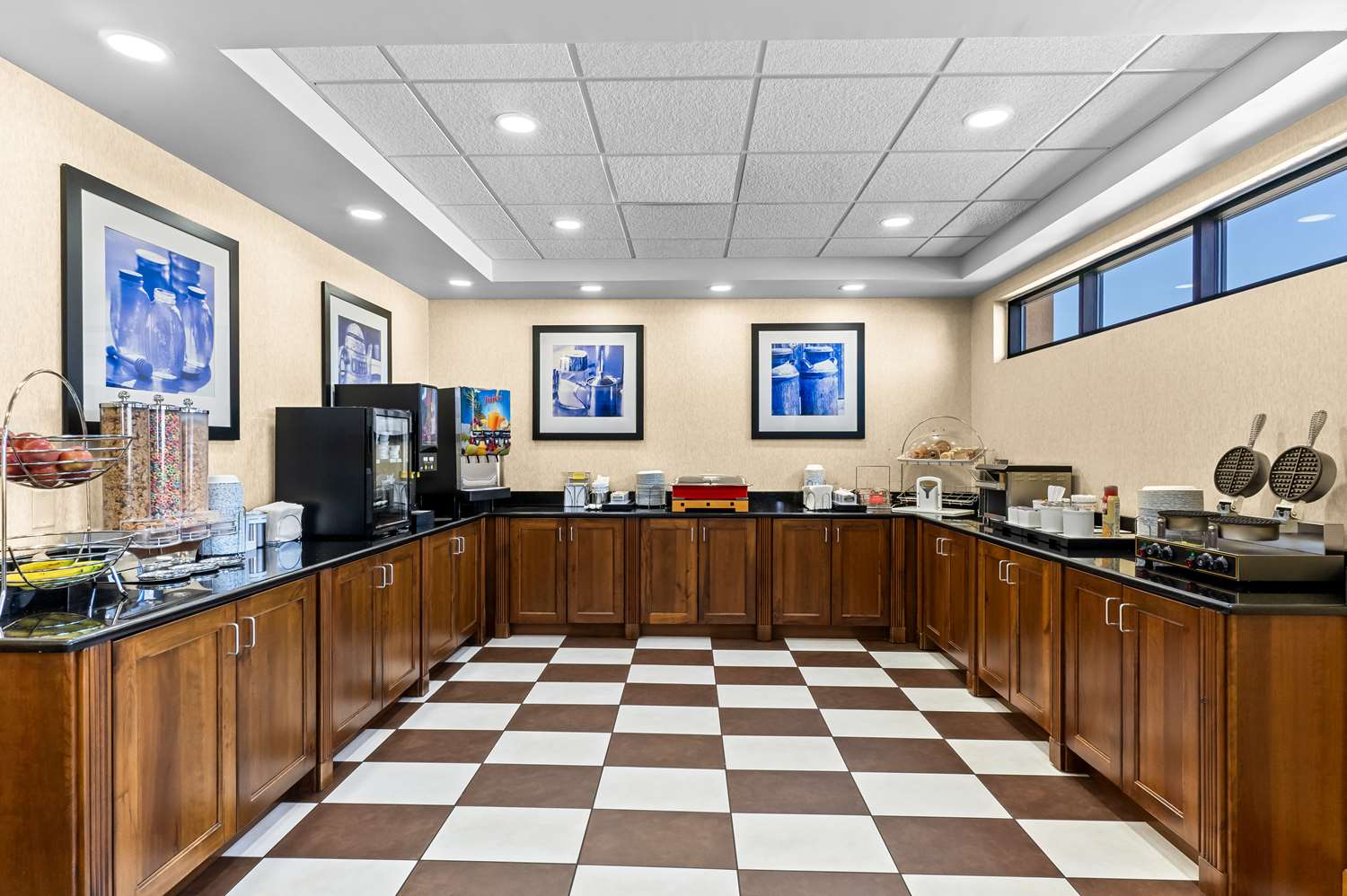 Best Western Cheyenne 3/11