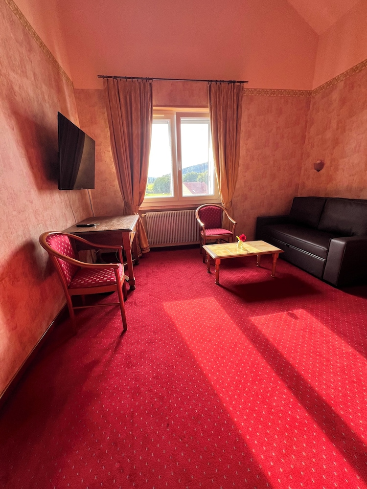 LOGIS HOTEL DES ROCHES 44/60
