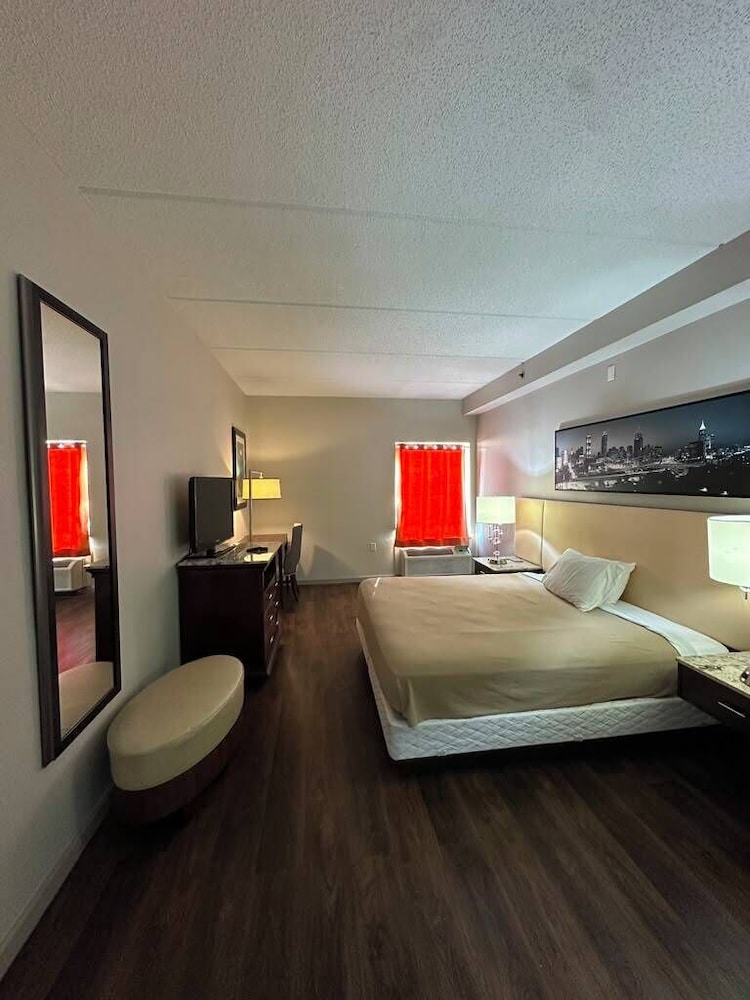 Budgetel Inns & Suites - Atlanta Galleria Stadium 8/25