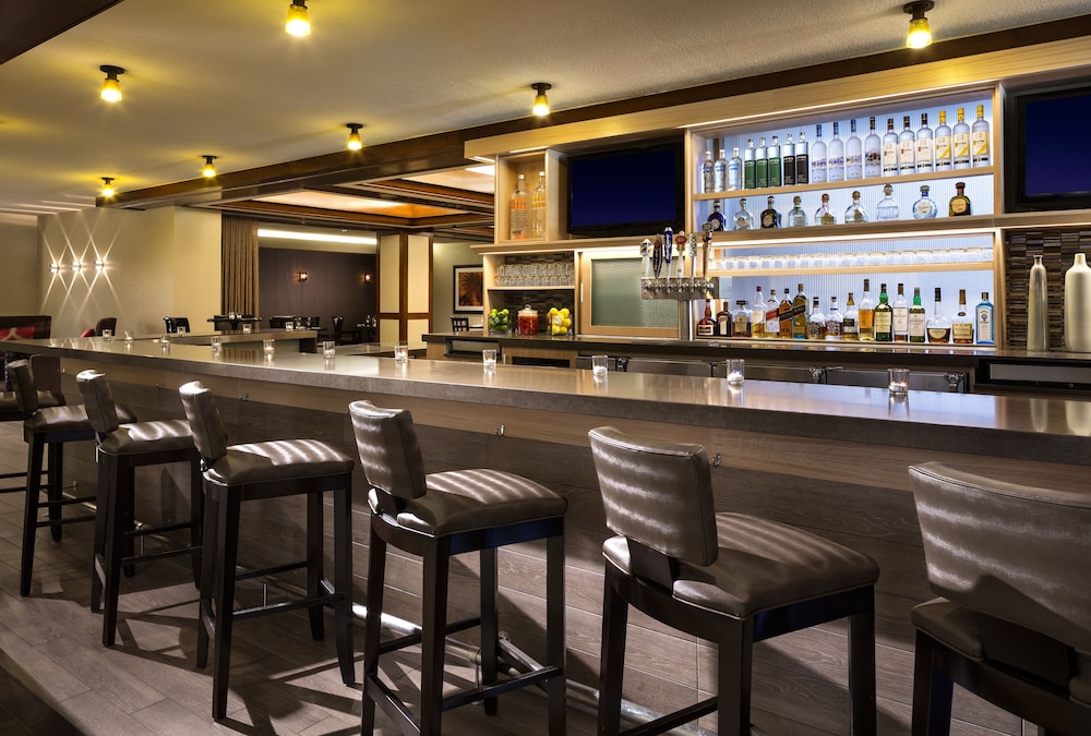 Hyatt Regency Westlake 43/67