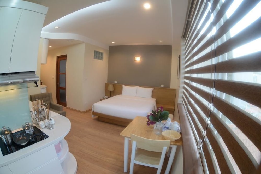 Canary Hotel & Apartment 25/42