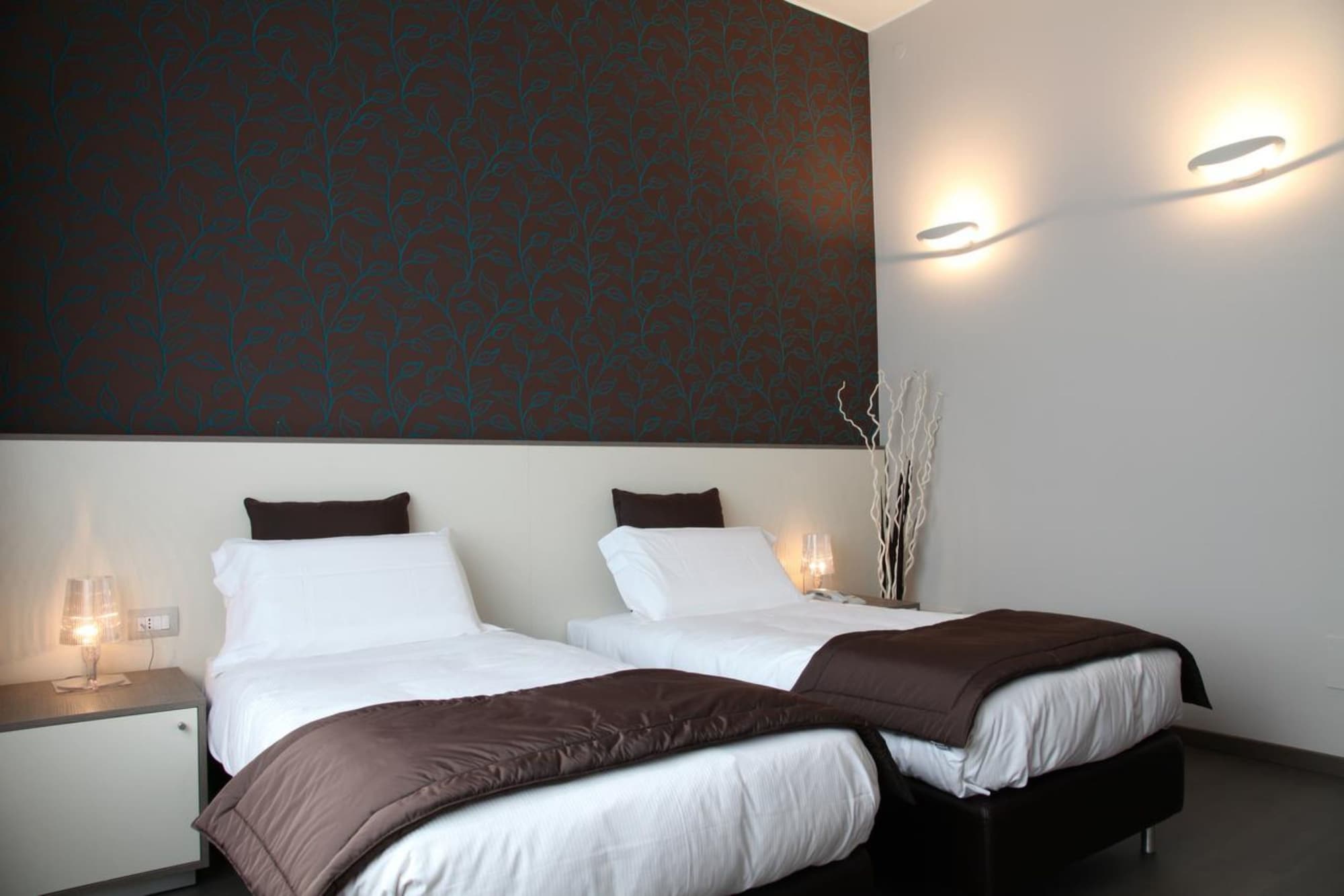 Twin room with park view