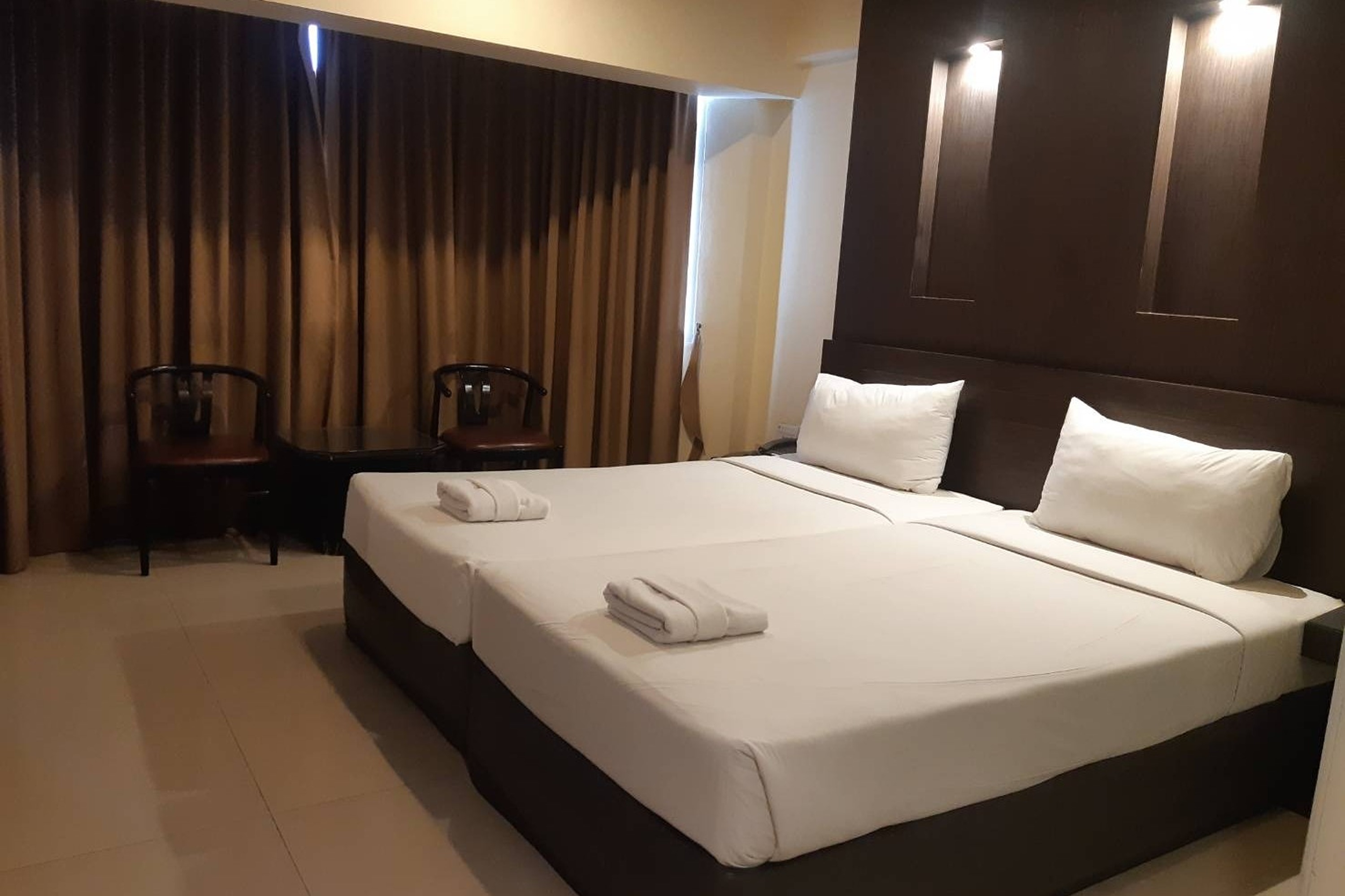 Sun City Pattaya Hotel 14/40