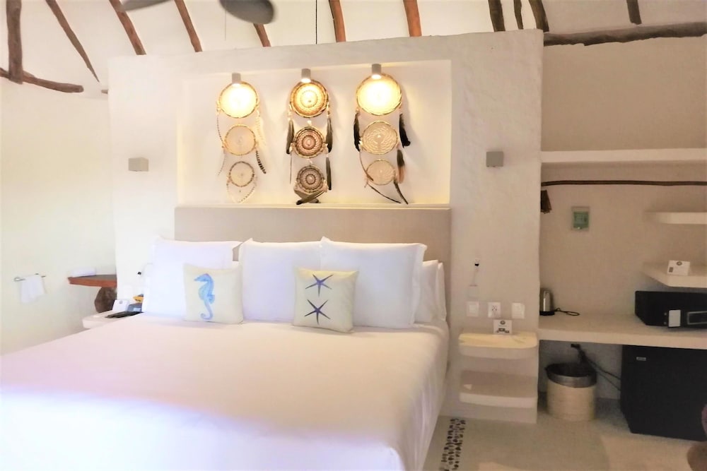 Soho Boutique Holbox 8/50