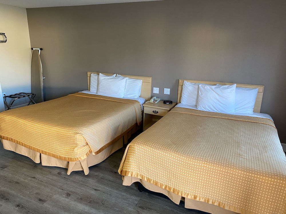 North Bay Inn Santa Rosa 11/35