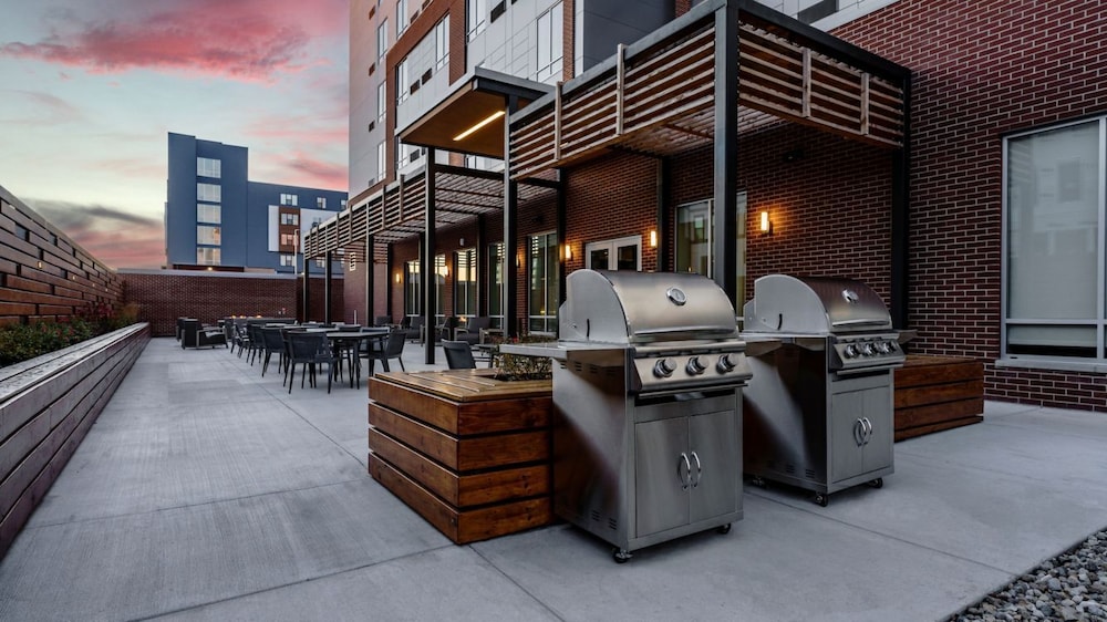 Courtyard by Marriott Madison 44/49