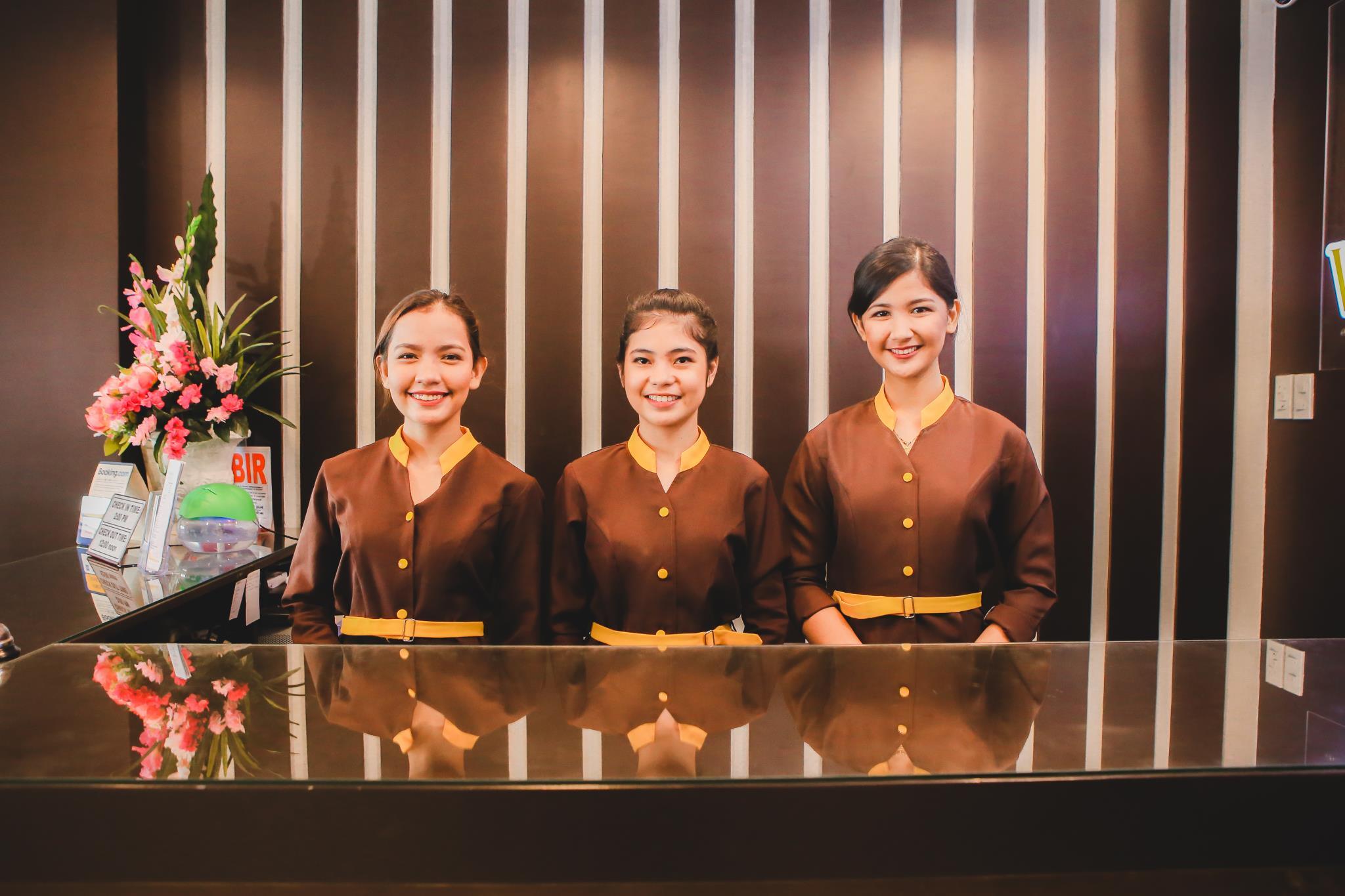 Winzelle Suites 3/24