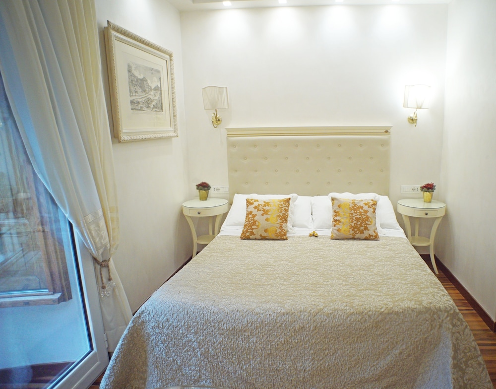 Locanda Navona 10/40