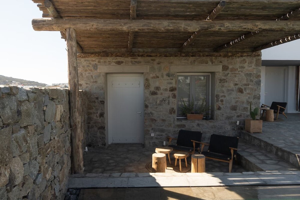 Mykonos Dot - Art Homes 34/46