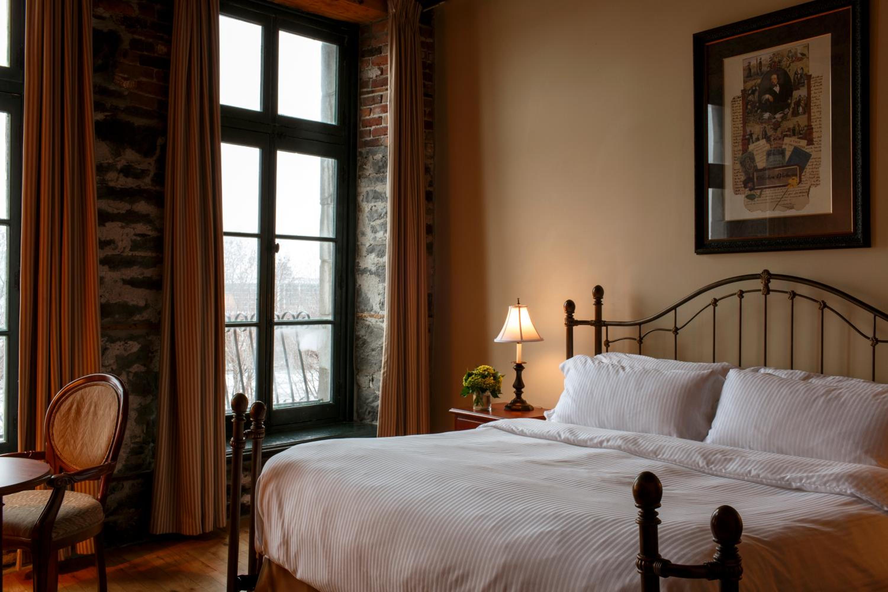 Premier, King Bed