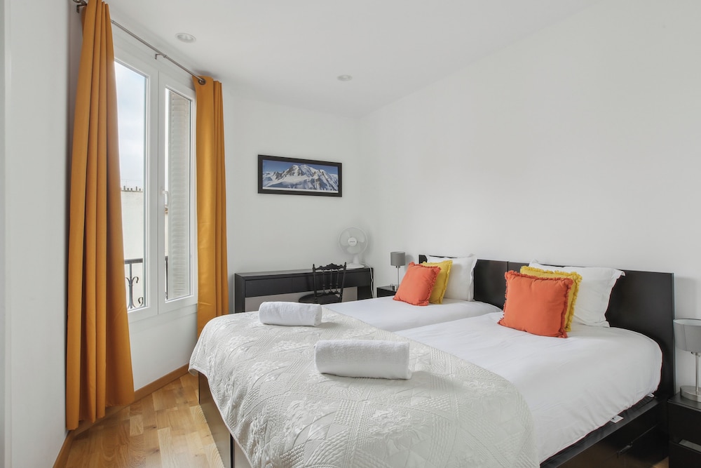 RESIDENCE AURMAT 16/69