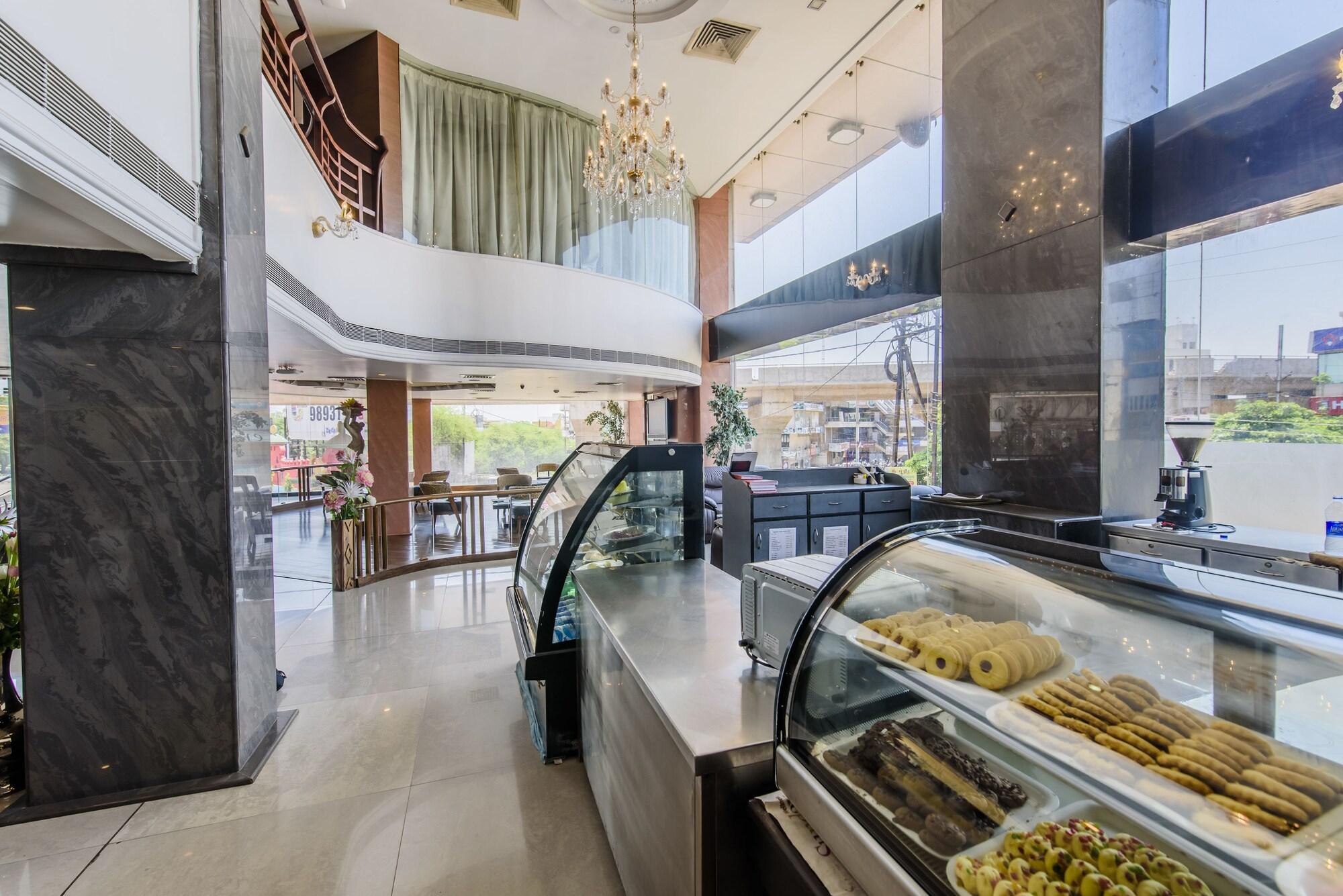 HOTEL GRAND DHILLON 8/31