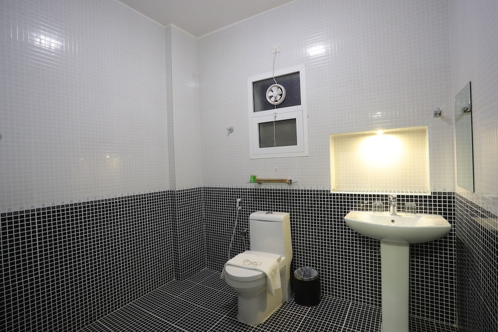Zaki Hotel Apartment 24/25