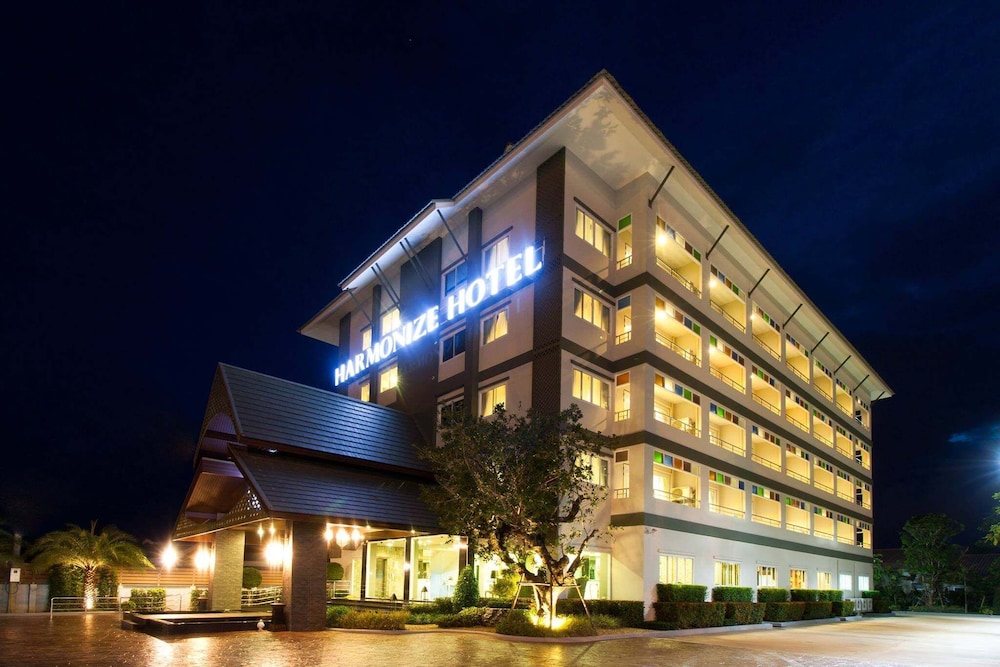 Harmonize Hotel 4/75