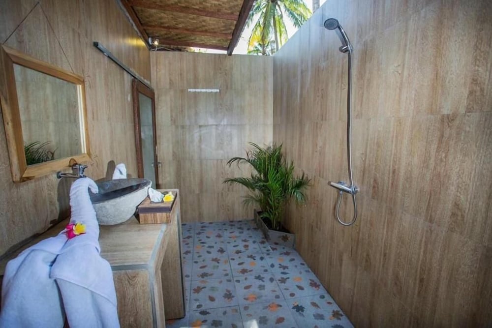 Bintang Bungalow 32/61