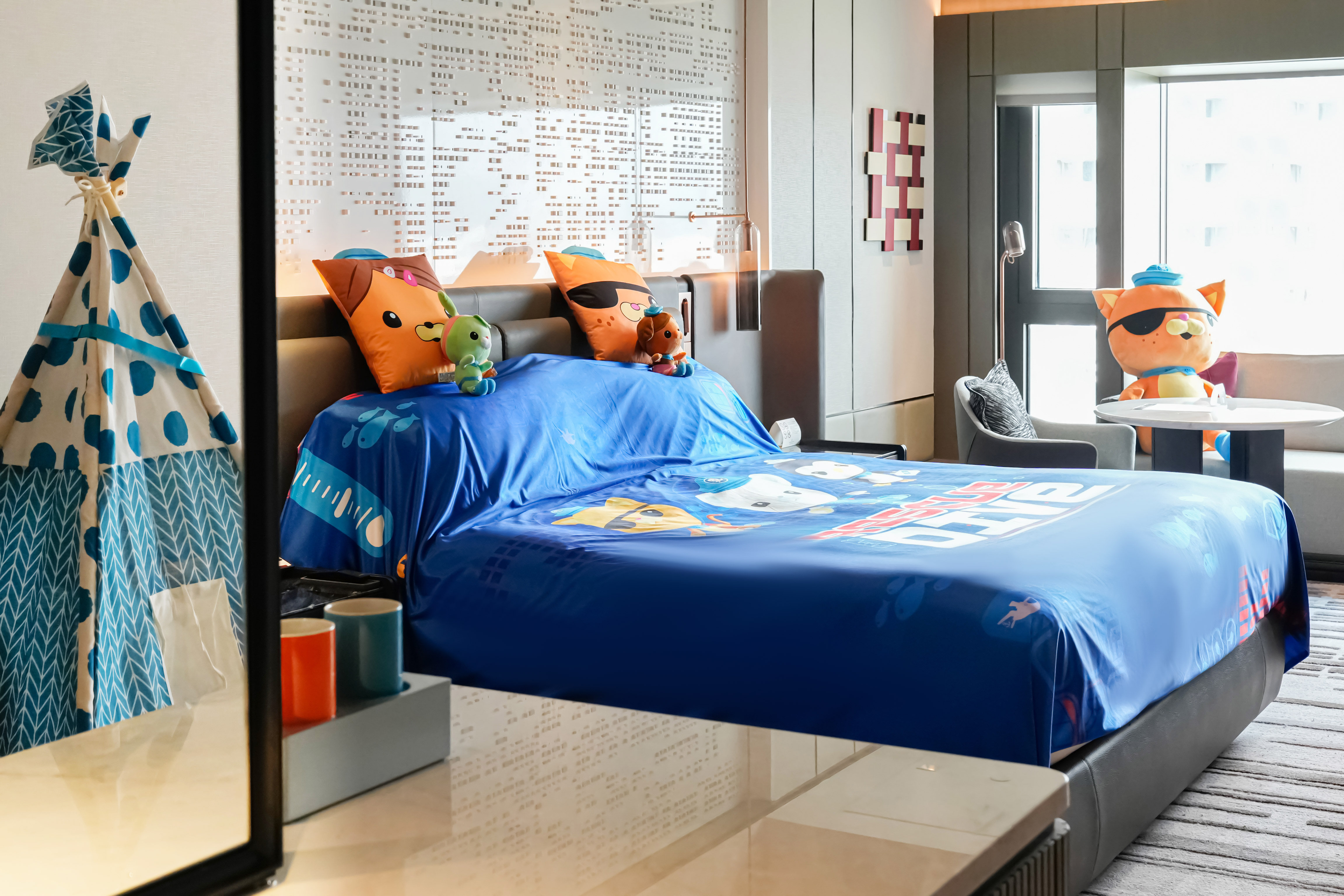 InterContinental Shenzhen WECC 11/50