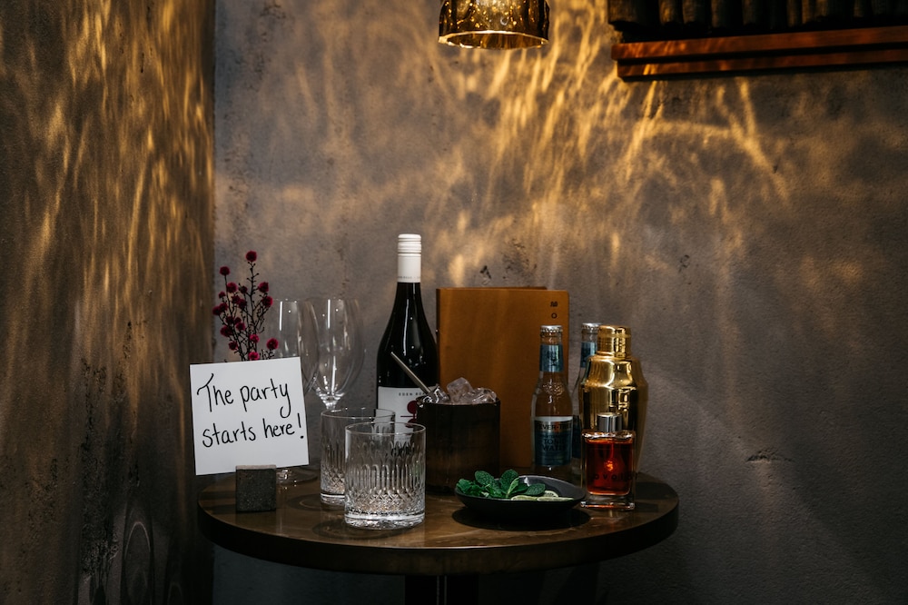 Ovolo Canberra, a Wyndham Hotel 42/50