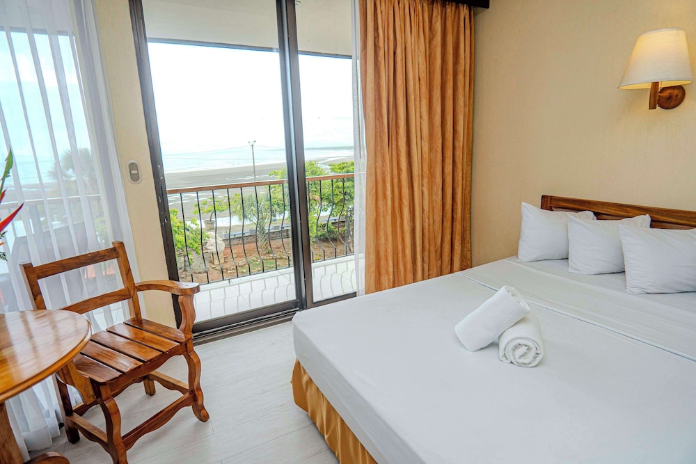 Premium, 2 Queen Beds
