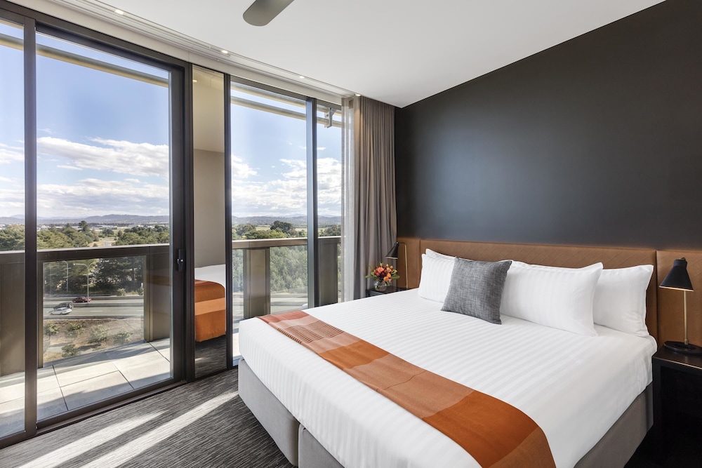 Vibe Hotel Canberra Airport 19/63