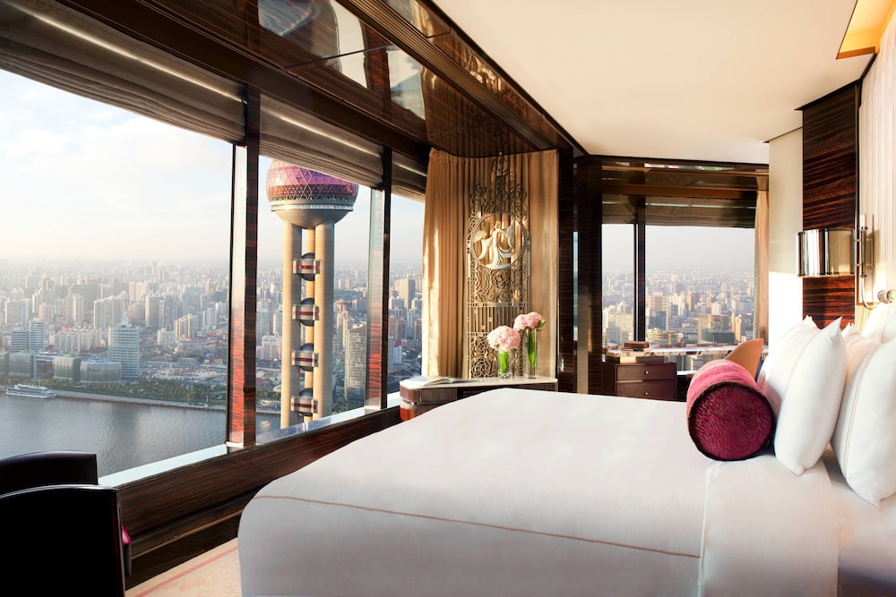 The Ritz Carlton Shanghai Pudong 18/68