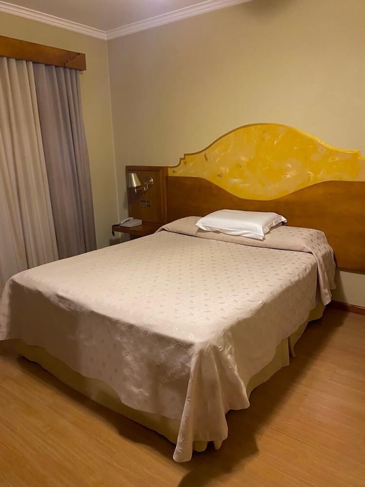SPECIAL, LUXURY, ACCESSIBLE