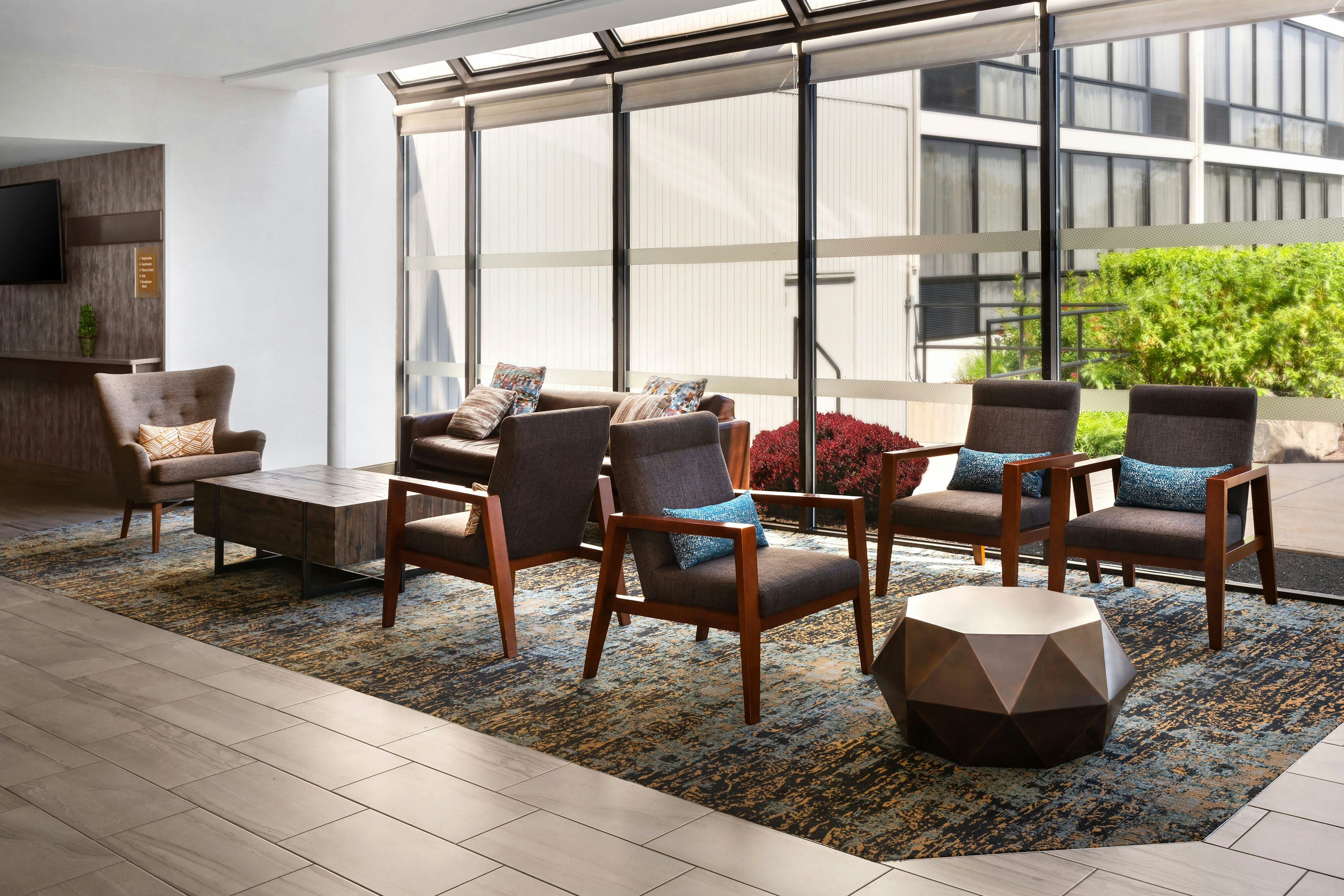 Four Points by Sheraton Philadelphia Northeast 6/15