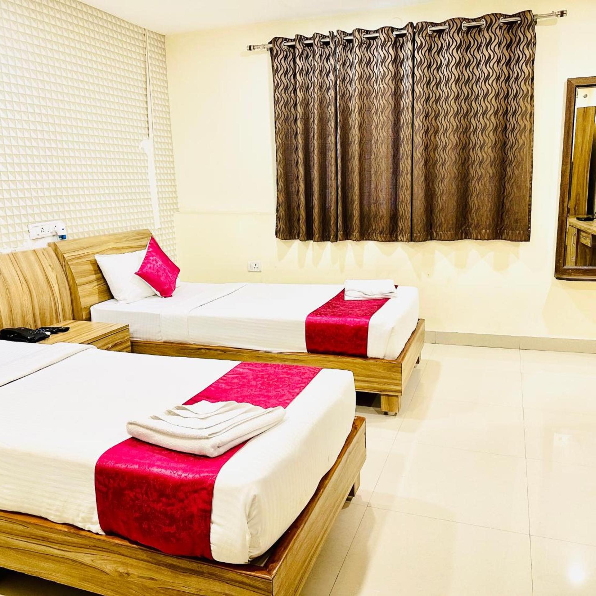 The Landmark Banjara Hills 8/28