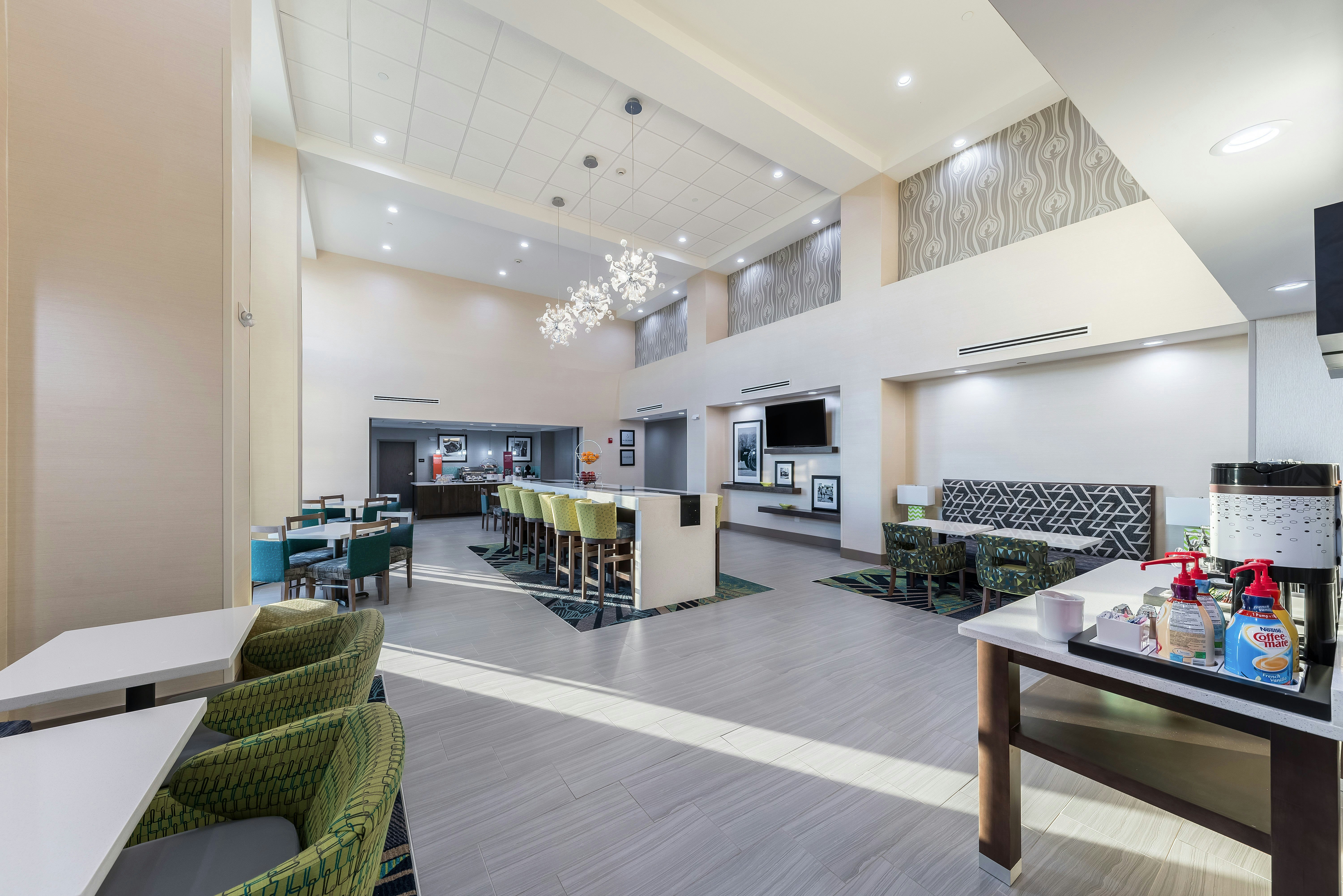 Hampton Inn Suites Pryor Ok 24/40