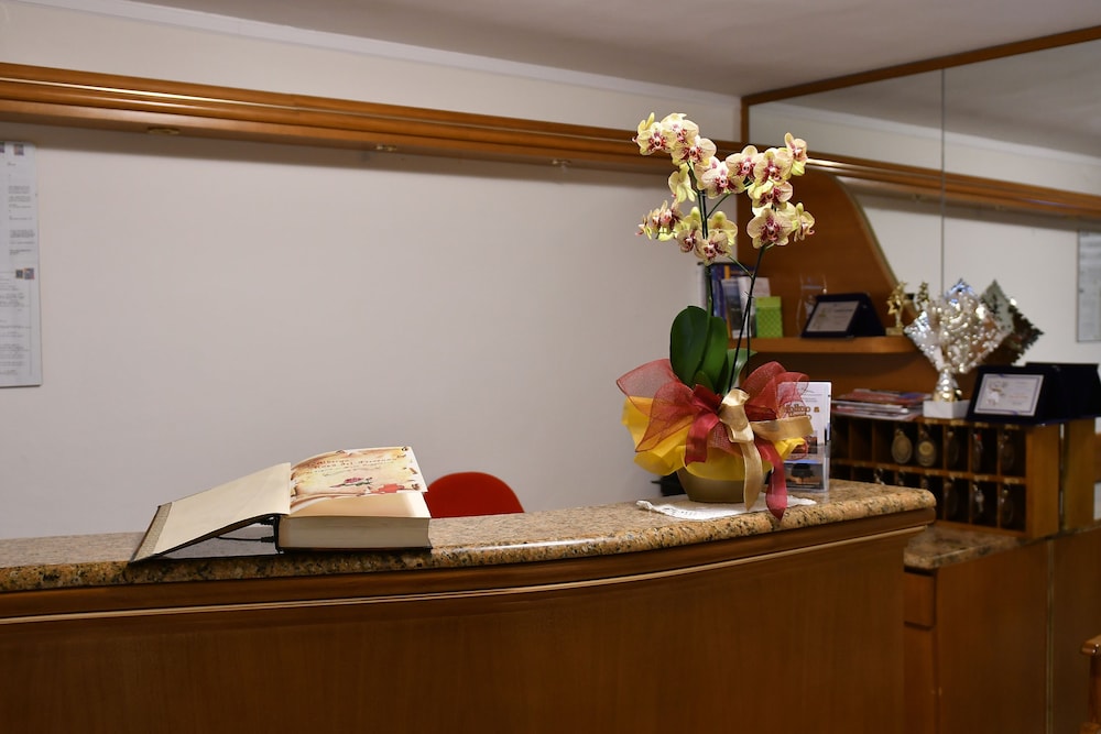 Hotel La Rosa Del Tirreno 7/40