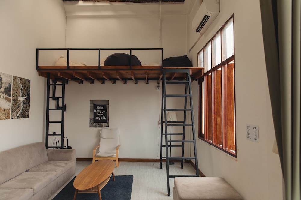 Hostel Urby 28/45
