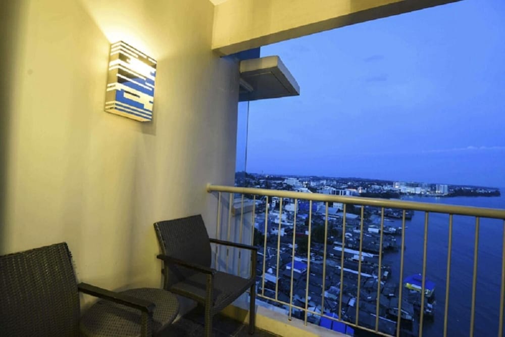 The Malibu Suites Balikpapan 1/36