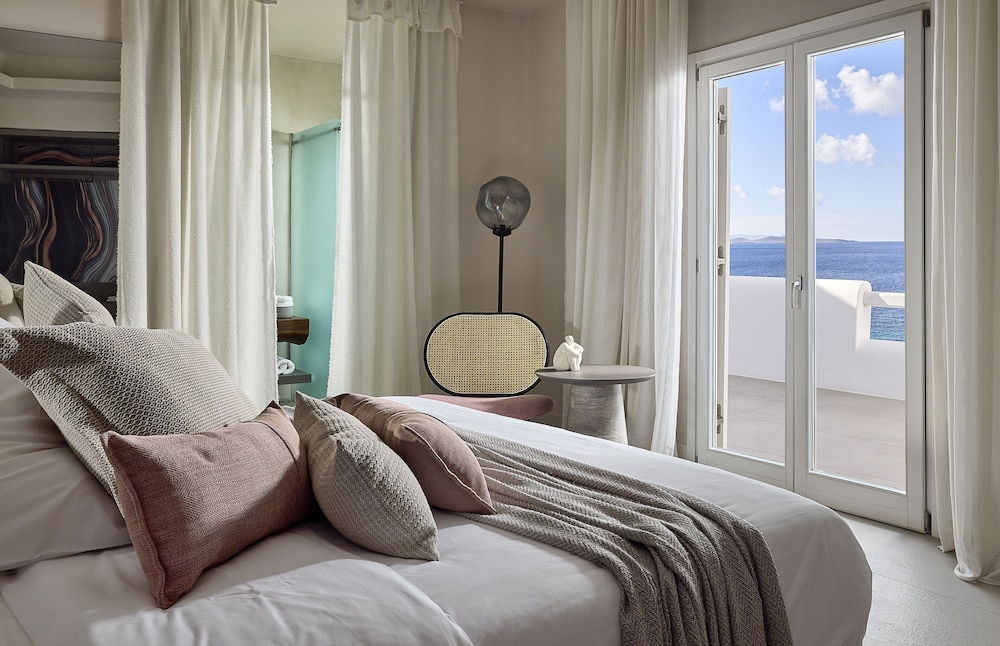 Amazon Mykonos Resort And Spa 7/46